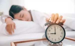 Berapa Jam Tidur Ideal untuk Orang Dewasa? Ini Faktanya