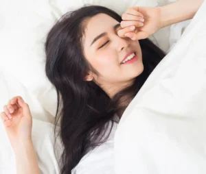 Tips Merawat Rambut Panjang agar Tetap Sehat Saat Tidur
