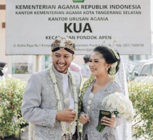 Intimate Wedding di KUA Pilihan Sederhana Penuh Makna