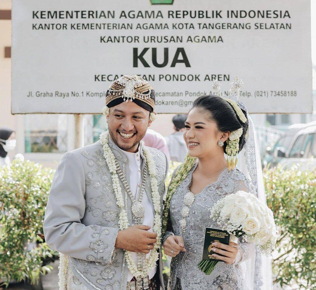 Intimate Wedding di KUA Pilihan Sederhana Penuh Makna
