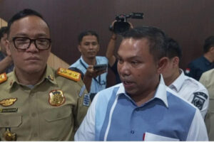 Gubernur Riau Geram Menunggu Bos Sanel Satu Jam: “Kami Pejabat Dilayani Seperti Ini, Apalagi Karyawan!”