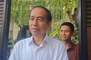 Dosen Pembimbing Skripsi Jokowi Juga Digugat