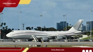 Trump Pertimbangkan Jet Qatar, Pakar Waspadai Risiko