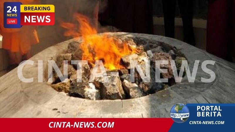 Api Abadi Mrapen: Saksi Bisu Waisak yang Tak Pernah Padam