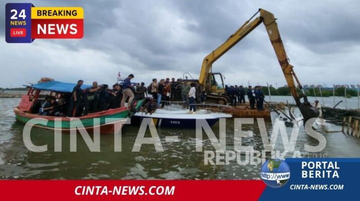 LIMA Desak Kejagung Tangani Direktur Lingkar Madani (LIMA), Ray Rangkuti, mendorong Kejaksaan Agung (Kejagung) agar turun tangan dalam menan