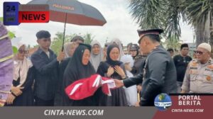 Polisi di Jambi Relakan Nyawa Demi Selamatkan Istri dari Pohon Tumbang