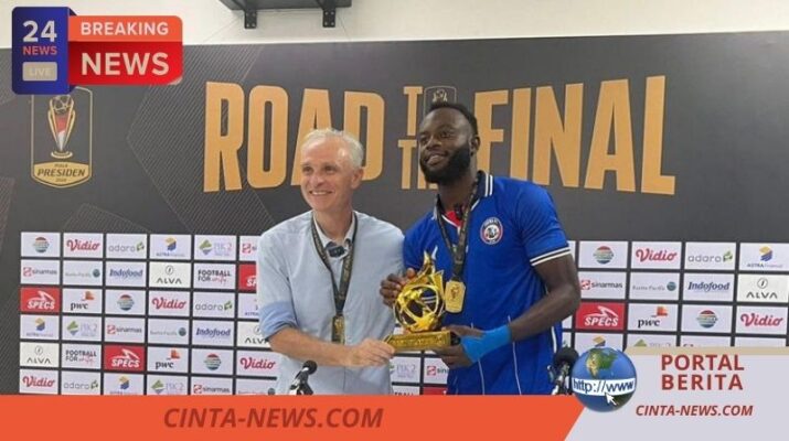 Joel Cornelli Dipecat Arema
