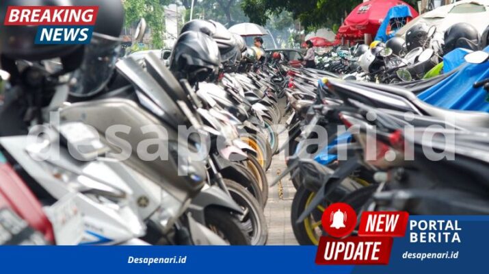 Modus Nakal Jukir Liar di Pasar Senen Minta Bayar Dobel