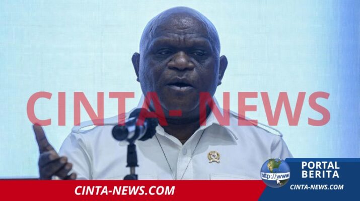 Siswa "Nakal" Dikirim ke Barak Militer, Natalius Pigai : Tak Langgar HAM, malah bentuk pendidikan yang baik. Selanjutnya, Pigai menegaskan bahwa langkah tersebut justru