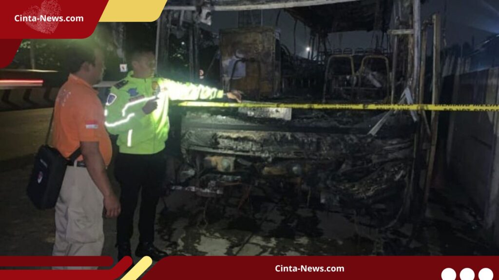 Bus Terbakar? Kenali Peran Pirolisis dan Cara Antisipasinya