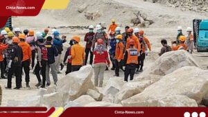 Longsor Gunung Kuda: Tambang Legal Tak Jamin Profesional