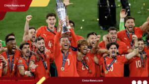 Air Mata Cristiano Ronaldo Usai Bawa Portugal Juara UEFA