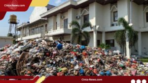 Sampah Menumpuk, Pemkot Suruh ASN Angkut