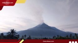 Gunung Lewotobi Meletus Lagi: Abu Vulkanik Mencapai 2 Km, Status Awas!