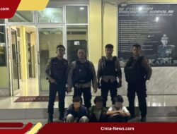 Polisi Tangkap 3 Remaja Tawuran di Tanah Abang, Senjata Tajam Disita