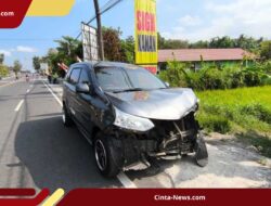 Tabrakan di Jalan Wates-Jogja, Mobil Terios Terbalik