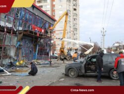 Ukraina Serang Rusia di Hari Kemerdekaannya