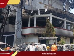 Kantor DPRD Makassar Ludes Terbakar, Kerugian Capai Rp 253 Miliar!