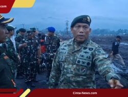 651 Pasukan Kostrad Diterjunkan ke Lumajang untuk Bantu Korban Erupsi Semeru
