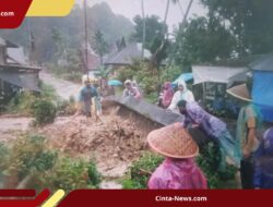 Longsor dan Banjir Terjang Sumbar, Jembatan Kembar Silaing Putus hingga Isolasi Dua Kota