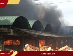 DKI Bentuk Tim Khusus Selidiki Penyebab Kebakaran Pasar Induk Kramat Jati