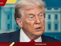 “AS Siap Bantu,” Seru Trump Menanggapi Demo Iran yang Telah Tewaskan 65 Orang