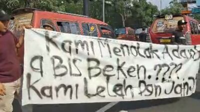 Lima Trayek Angkot Bekasi Lumpuh Imbas Penolakan terhadap Bus Trans Beken