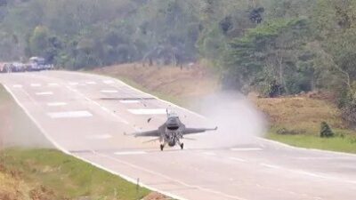 Usai F-16 Mendarat di Tol Lampung, Kemenhan Akan Kembangkan Proyek Serupa di Daerah Lain
