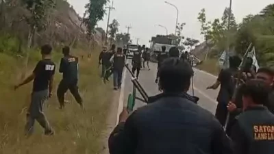 Bentrokan Antarkelompok di Bulang Batam
