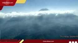 Nekat Mendaki via Jalur Ilegal Gunung Kawi, 9 Orang Dievakuasi usai Satu Anggota Hipotermia