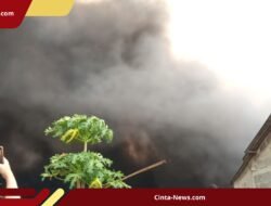 Kebakaran 9 Gudang di Tangerang: Dua Personel Damkar Tumbang Akibat Asap Pekat